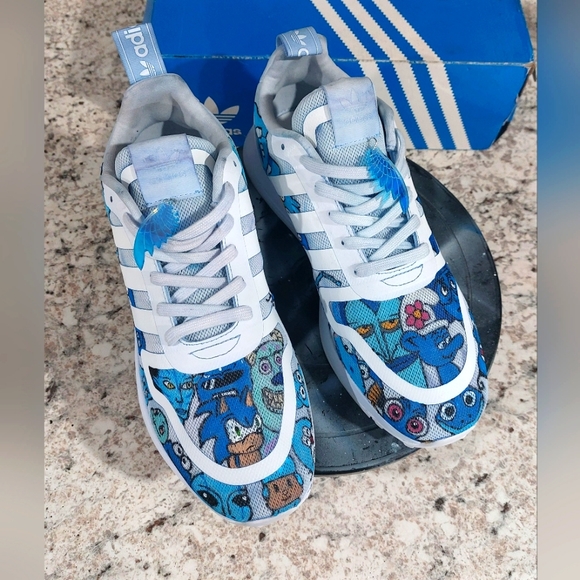 Addidas, custom blues characters - Picture 1 of 5